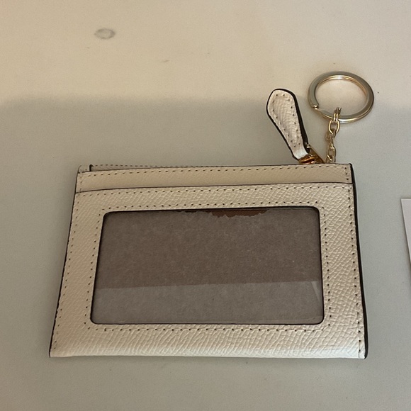 Coach Cream Card Holder with Keychain - Picture 2 of 3